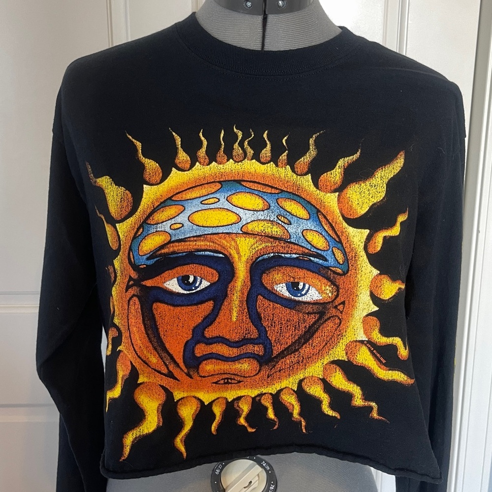 Black Sun Graphic Long Sleeve Tee